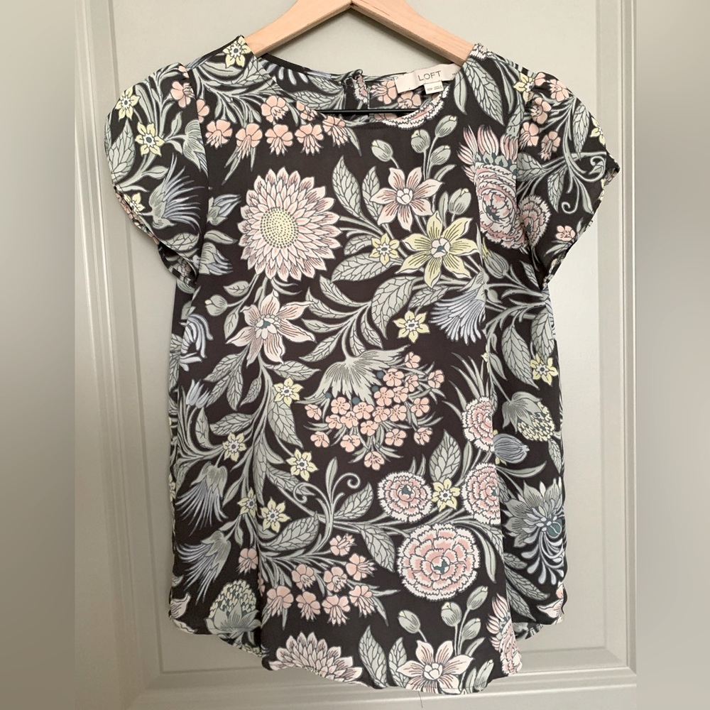 Short sleeve blouse